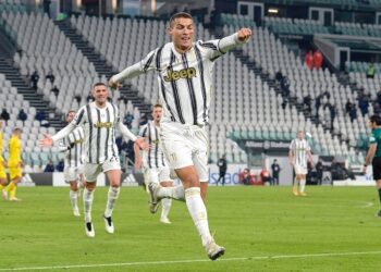 Cristiano Ronaldo--tin-bong-da-1