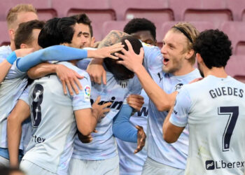 Valencia vs Sevilla-soi-keo-1