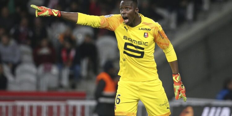 Mendy hoàn tất vụ chuyển nhượng Chelsea trị giá 22 triệu bảng Anh