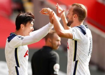 Son Heung Min lập kỳ tích ở vòng 2 giải Ngoại hạng Anh