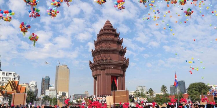 Ai mới là chủ-1