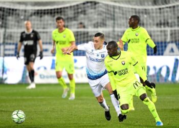 Auxerre vs Caen-soi-keo-1