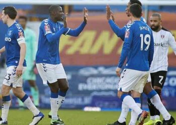 Everton -tin-bong-da-2