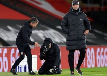 Hasenhuttl-moi-bong-da-1