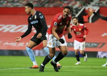 Martial -moi-bong-da-1