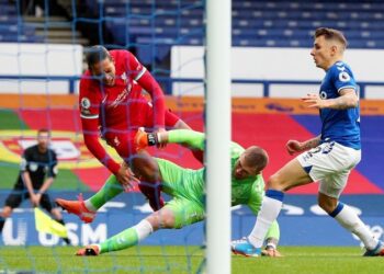 Van Dijk-tin-nha-cai-1