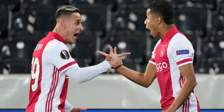 Ajax vs AS Roma-tin-bong-da-2