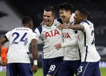 Leeds vs Tottenham-tin-bong-2