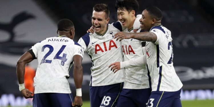 Leeds vs Tottenham-tin-bong-2