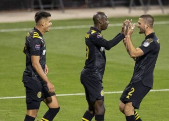 Monterrey vs Columbus Crew-tin-bong-2