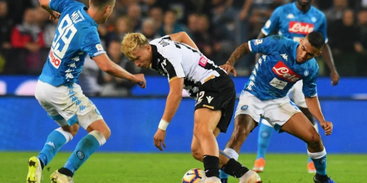 Napoli vs Udinese-tin-bong-2
